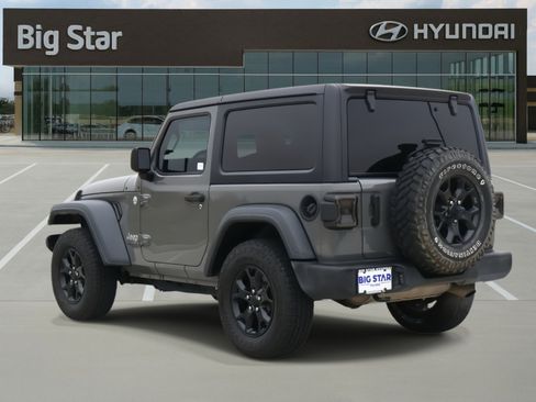 Used 2020 Jeep Wrangler Sport image 3