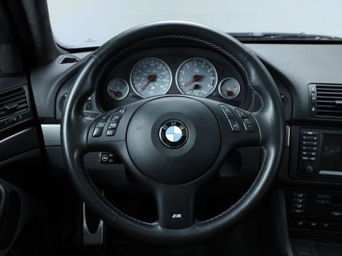 Used 2003 BMW M5 image 54