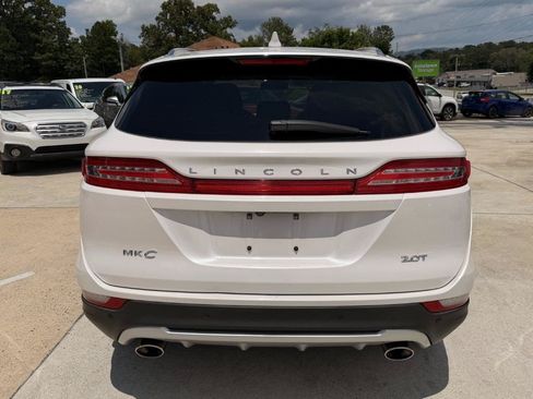 Used 2017 Lincoln MKC Select w/ Select Plus Package FWD image 17