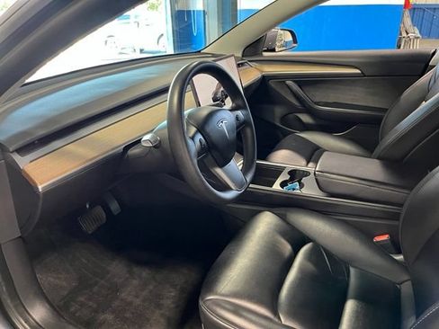 Used 2022 Tesla Model 3 Long Range AWD/4WD image 22