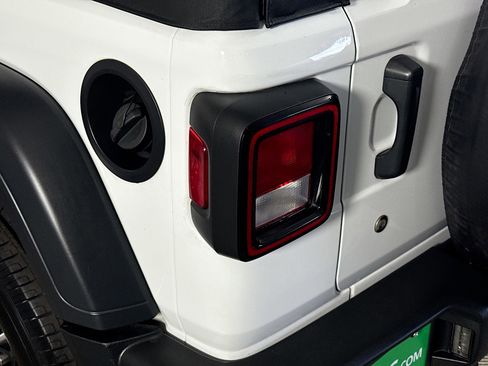 Used 2023 Jeep Wrangler Sport image 34