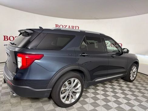 Used 2023 Ford Explorer Platinum w/ Technology Package AWD/4WD image 9
