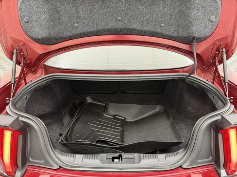 Used 2018 Ford Mustang GT Premium w/ GT Performance Package RWD image 37