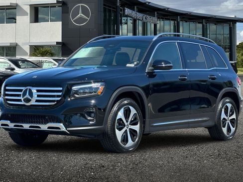 New 2025 Mercedes-Benz GLB 250 4MATIC image 8