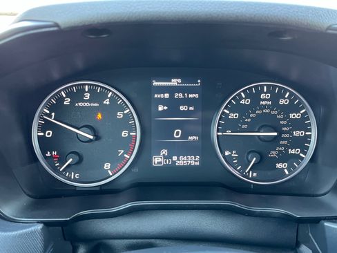 Certified 2025 Subaru Forester Premium AWD/4WD image 10