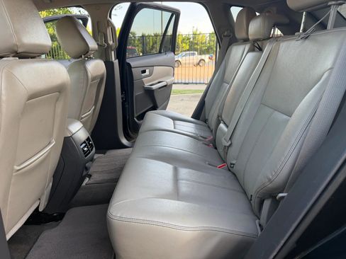 Used 2014 Ford Edge Limited w/ Driver Entry Package FWD image 25