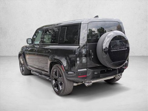 New 2026 Land Rover Defender 110 X-Dynamic SE AWD/4WD image 9