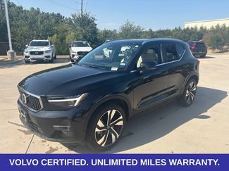 Used 2024 Volvo XC40 B5 Ultimate AWD/4WD video 1