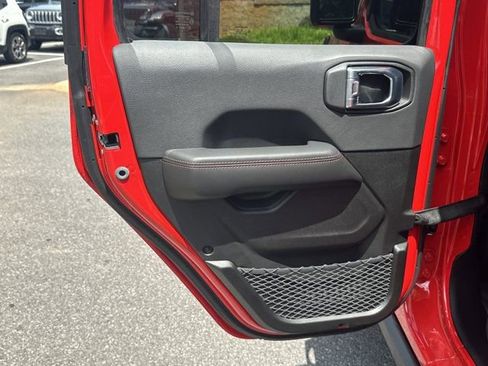 New 2026 Jeep Wrangler Unlimited Rubicon AWD/4WD image 20