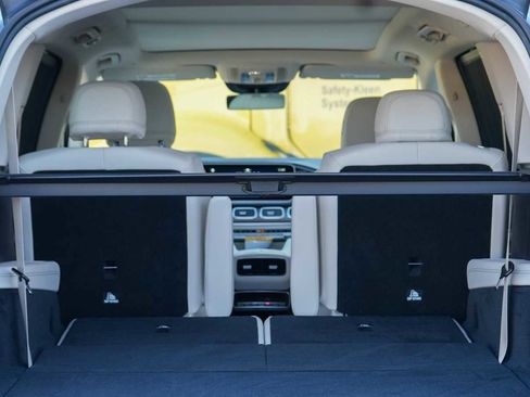New 2026 Mercedes-Benz GLS 450 4MATIC image 24