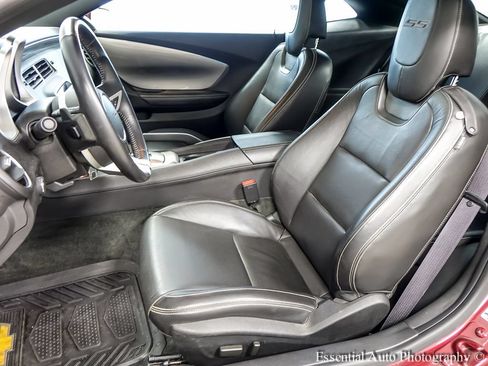 Used 2010 Chevrolet Camaro SS w/ RS Package RWD image 9