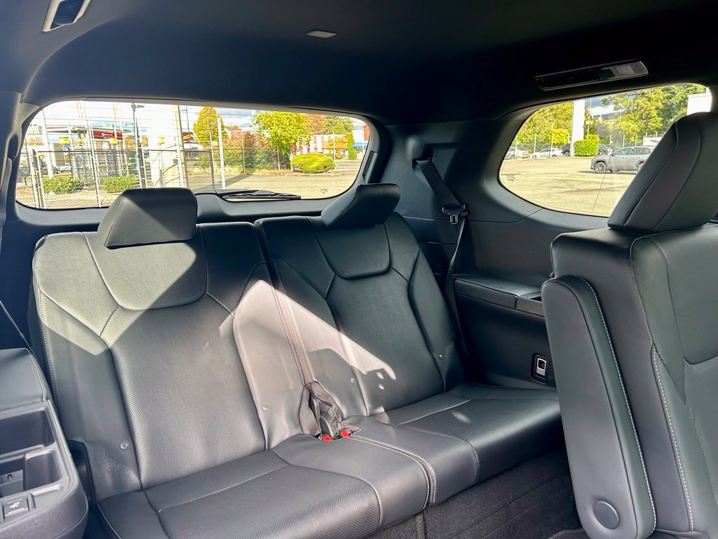Used 2024 Lexus TX 500h AWD w/ Technology Package image 16