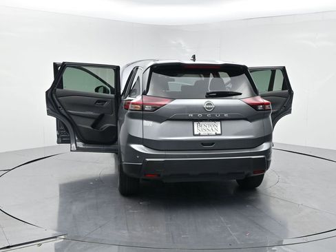 Used 2024 Nissan Rogue S FWD image 26