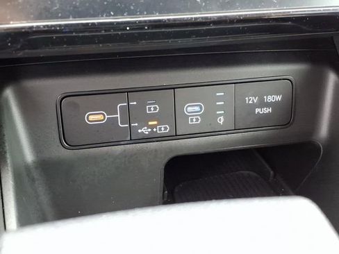 Used 2025 Hyundai Tucson SEL FWD image 9