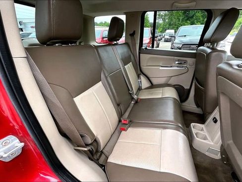 Used 2008 Jeep Liberty Limited w/ Premium Group AWD/4WD image 19