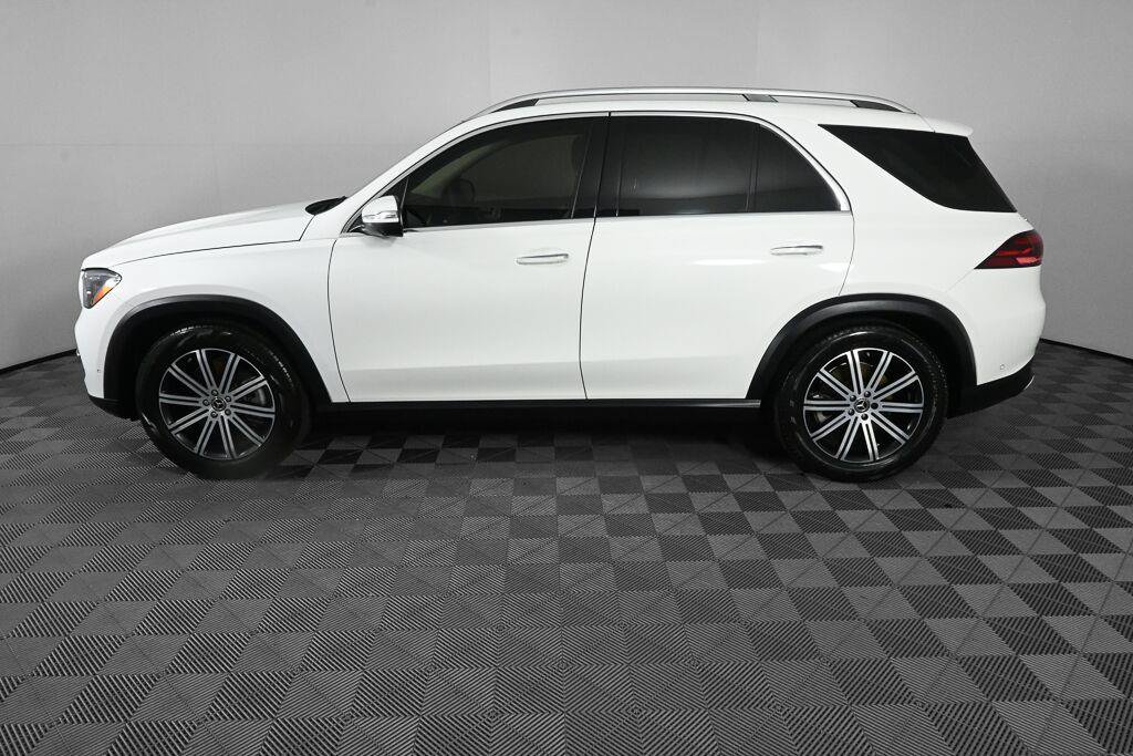 Certified 2024 Mercedes-Benz GLE 450 4MATIC image 3