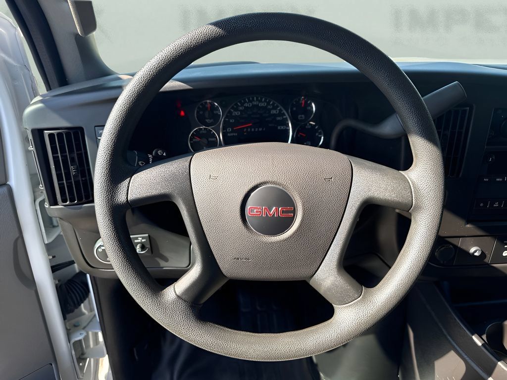 Used 2023 GMC Savana 2500 RWD image 10