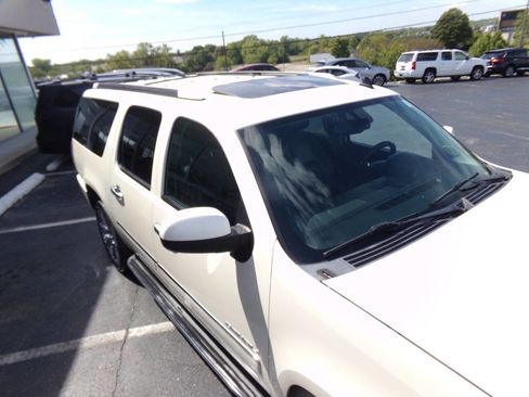 Used 2013 GMC Yukon XL Denali image 39