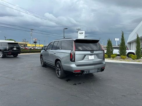 Used 2023 Cadillac Escalade V w/ Heavy-Duty Trailer Package AWD/4WD image 7