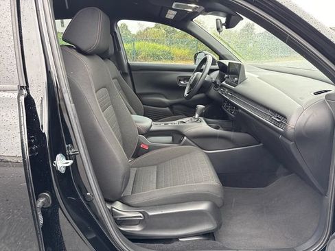 Used 2024 Honda HR-V Sport image 10