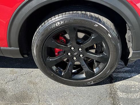 Used 2022 Ford Explorer ST w/ ST Street Pack image 10
