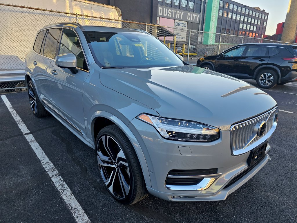 Certified 2025 Volvo XC90 B6 Ultra w/ Protection Package AWD/4WD image 25