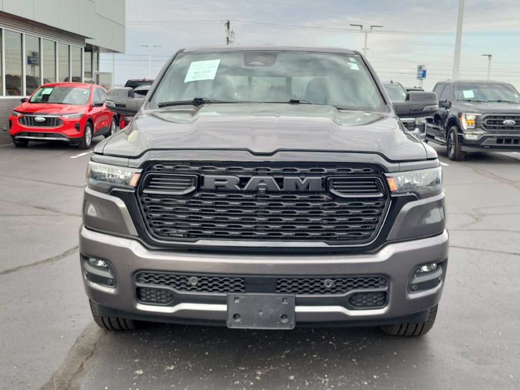 Used 2025 RAM 1500 Big Horn AWD/4WD image 2