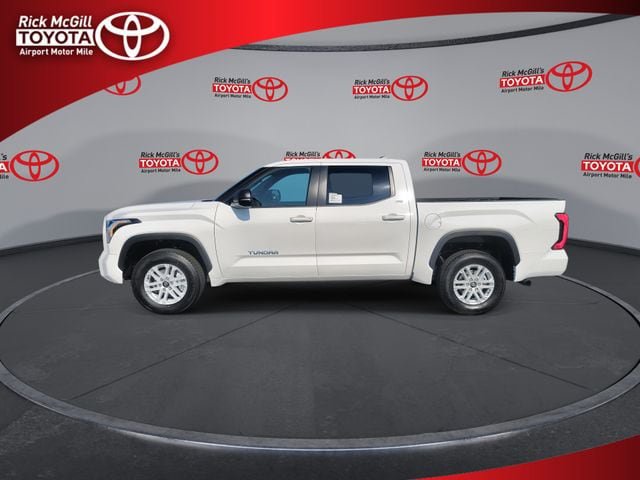 New 2026 Toyota Tundra SR5 w/ SR5 Premium Package AWD/4WD image 5