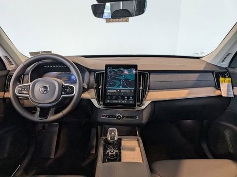 New 2026 Volvo XC90 B6 Plus w/ Protection Package Premier image 13