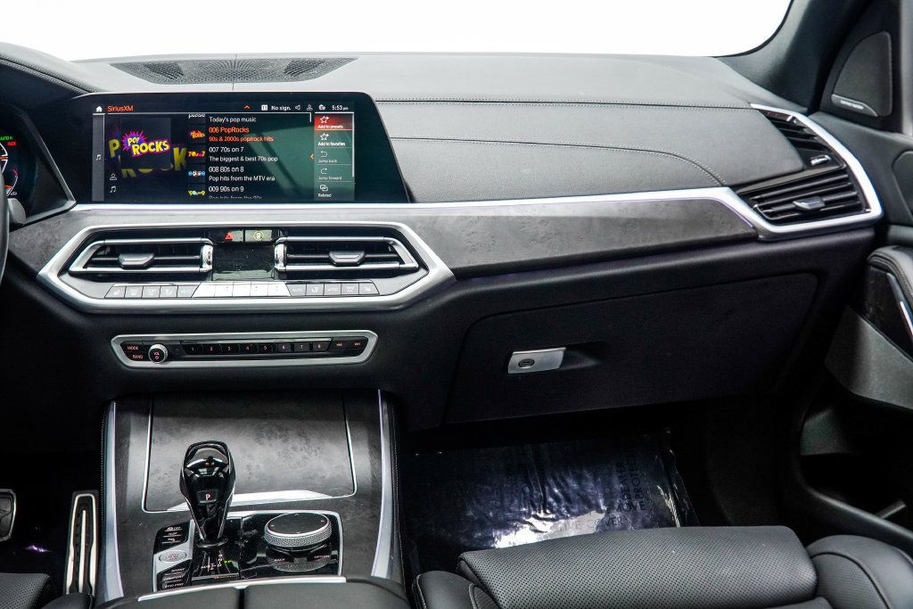 Used 2023 BMW X5 sDrive40i w/ M Sport Package RWD image 18