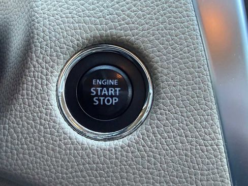 Used 2011 Suzuki Kizashi S image 18