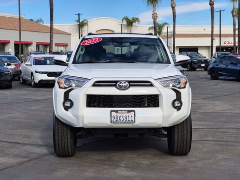 Used 2022 Toyota 4Runner SR5 Premium image 2