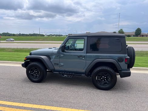 Certified 2026 Jeep Wrangler Sport AWD/4WD image 7