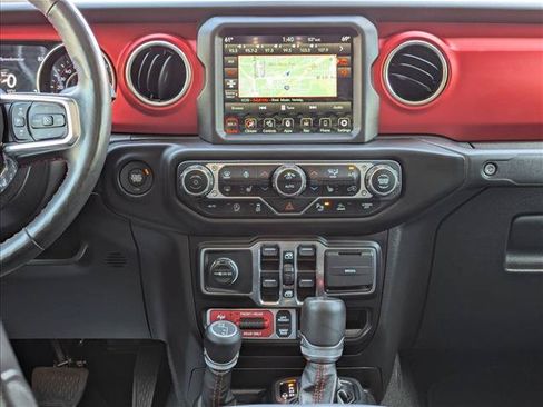 Used 2021 Jeep Gladiator Rubicon AWD/4WD image 14