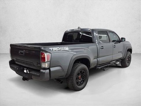 Used 2022 Toyota Tacoma TRD Off-Road w/ Technology Package AWD/4WD image 5