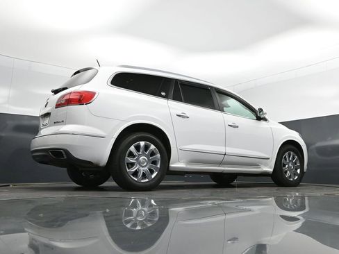 Used 2017 Buick Enclave Premium image 44