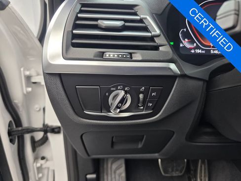 Used 2024 BMW X3 sDrive30i w/ M Sport Package RWD image 25