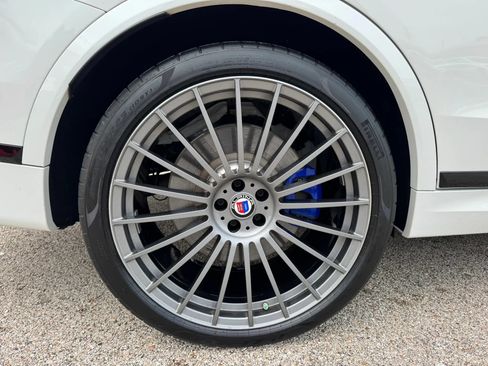 Used 2024 BMW ALPINA XB7 AWD/4WD image 19