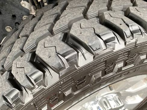 Used 2024 Ford F250 XLT image 24