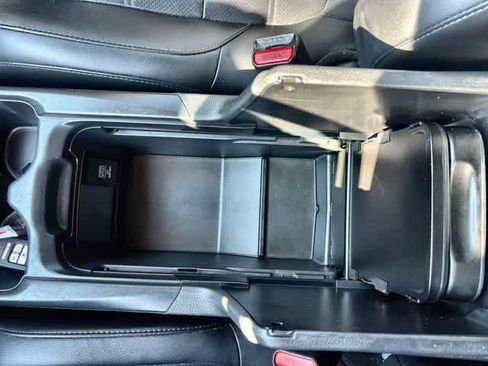 Used 2022 Honda CR-V EX-L image 27