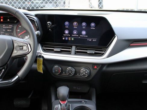 Used 2024 Chevrolet Trax RS w/ Driver Confidence Package image 26