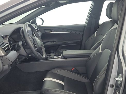 Certified 2025 Toyota Camry SE image 15