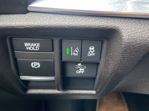 Used 2018 Acura MDX w/ Technology & Entertainment image 22