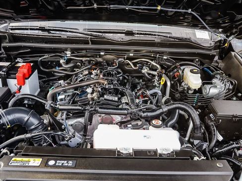 Used 2025 Toyota 4Runner SR5 image 27