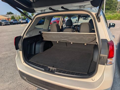 Used 2021 Subaru Forester Premium AWD/4WD image 30