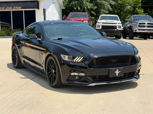 Used 2017 Ford Mustang GT Premium w/ Equipment Group 401A RWD image 1