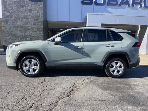 Used 2019 Toyota RAV4 XLE image 2