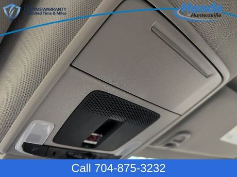 Certified 2025 Honda Accord LX image 29