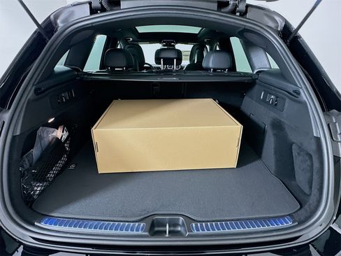 New 2026 Mercedes-Benz GLC 300 image 29