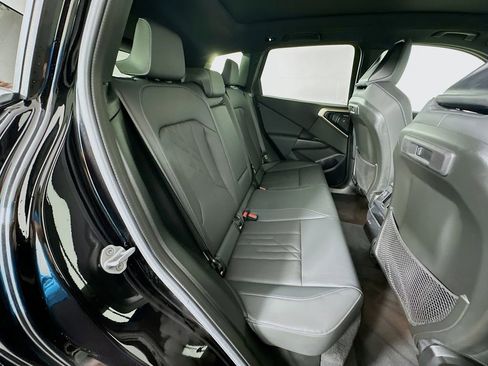 Used 2025 BMW X3 xDrive30i w/ Premium Package image 26